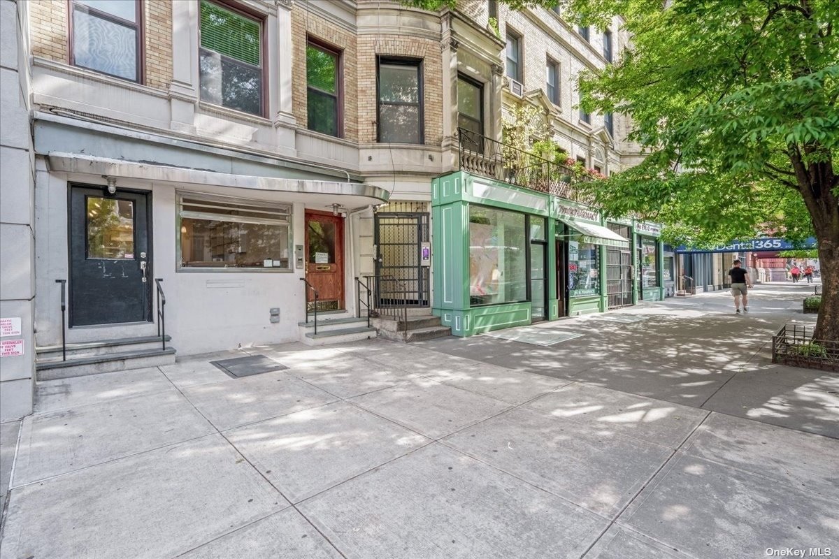 Commercial Lease 79th  Manhattan, NY 10024, MLS-3505318-4