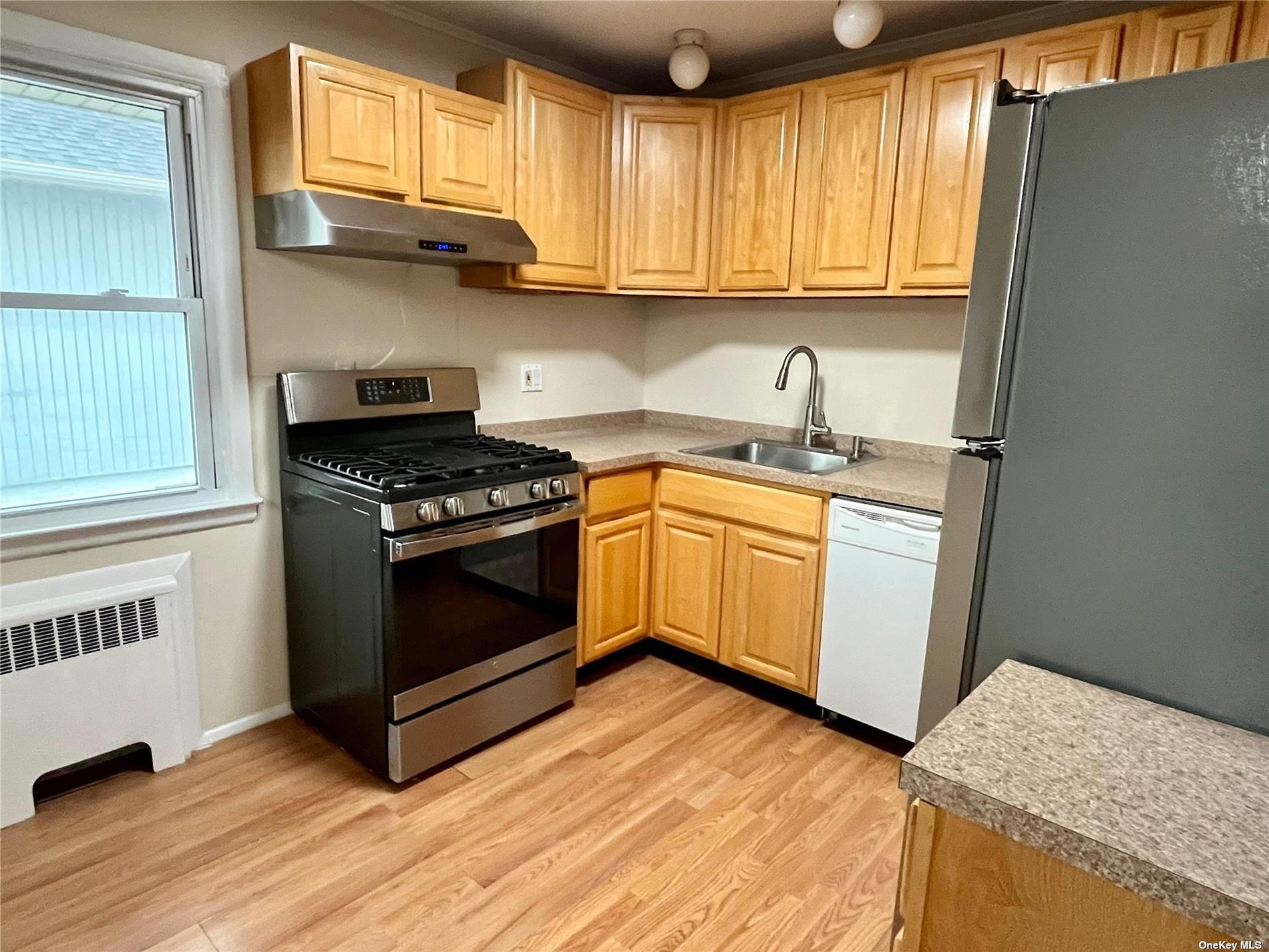 Apartment Troy  Nassau, NY 11561, MLS-3513355-4