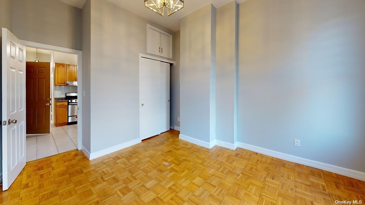 Apartment Woodward  Queens, NY 11385, MLS-3520358-4