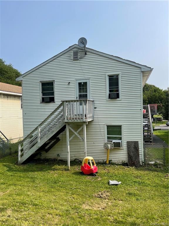 Single Family Colonie  Out Of Area, NY 12210, MLS-H6263406-4