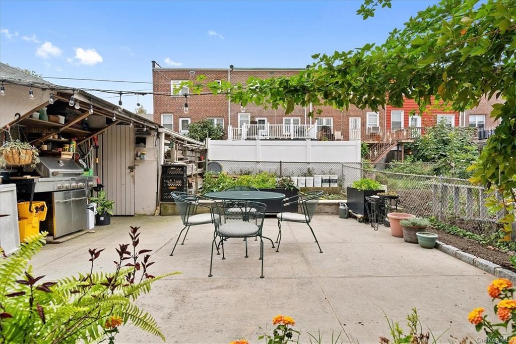 Two Family Throop  Bronx, NY 10469, MLS-H6274499-4