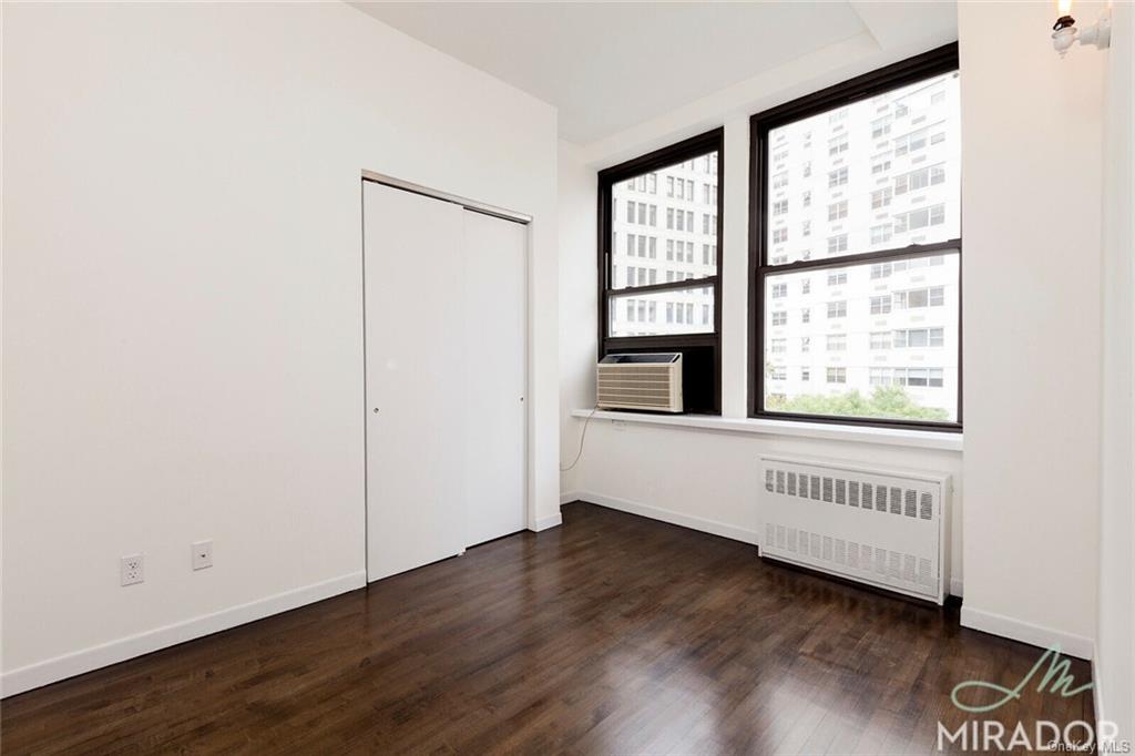 Apartment Fourth  Manhattan, NY 10003, MLS-H6242611-4