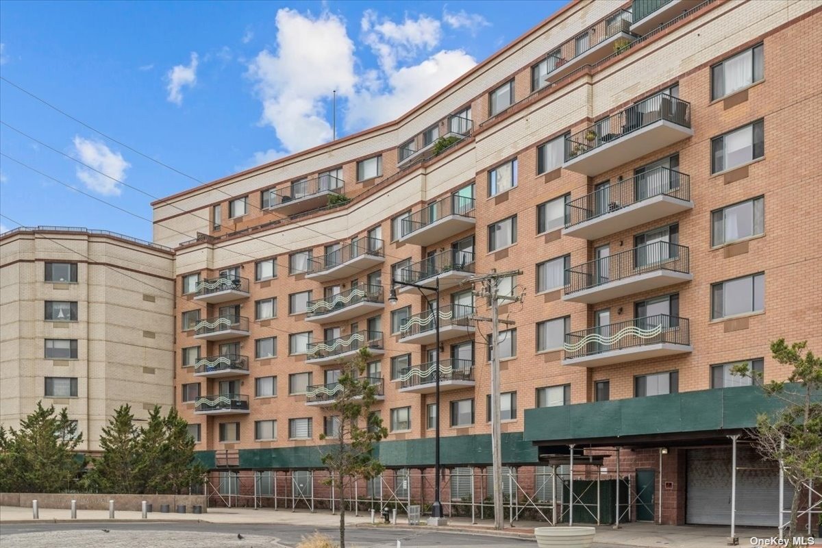 Apartment Ocean Promenade  Queens, NY 11694, MLS-3503647-4