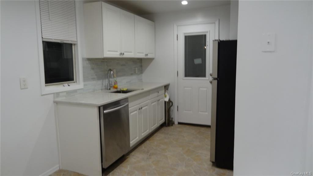 Apartment 235th  Bronx, NY 10470, MLS-H6280651-4