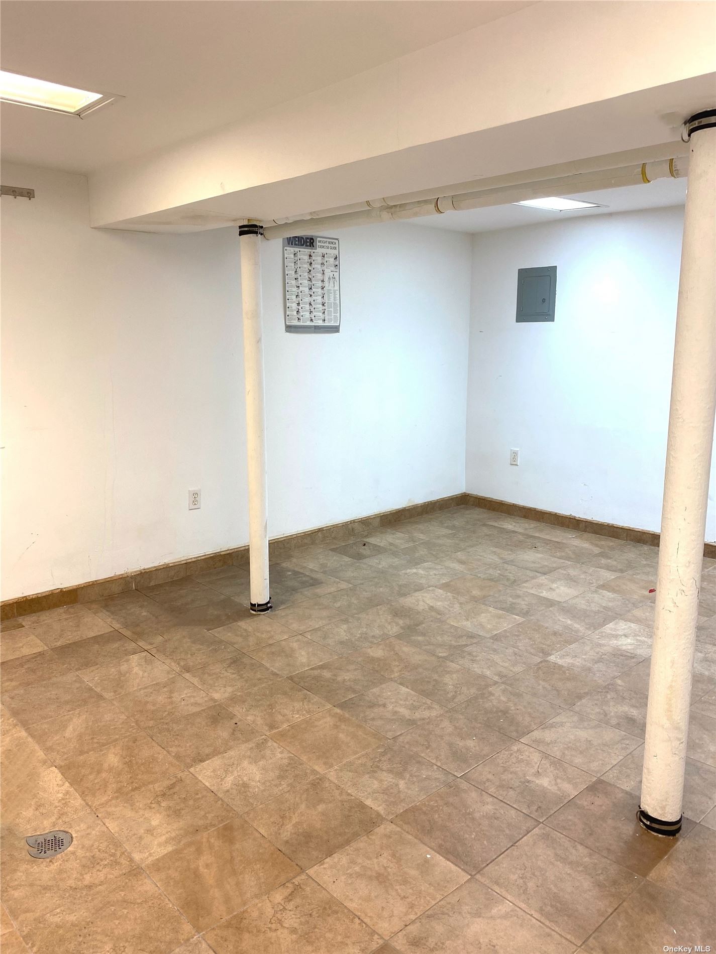 Commercial Lease 23rd  Brooklyn, NY 11229, MLS-3518654-4