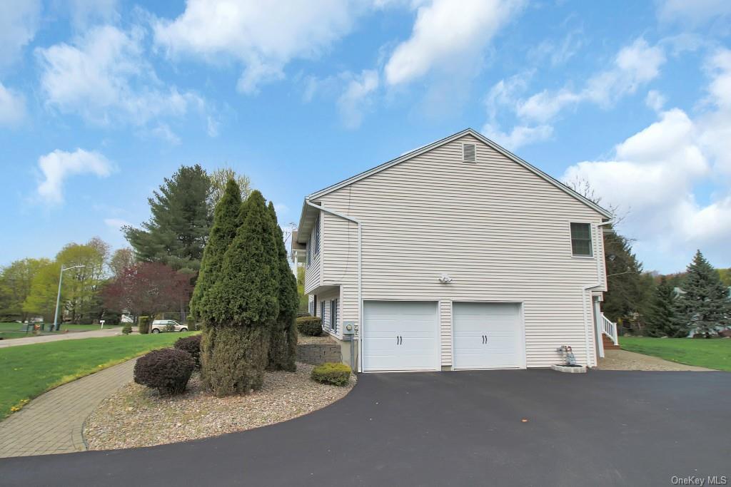 Single Family Mountainview  Rockland, NY 10901, MLS-H6275686-4