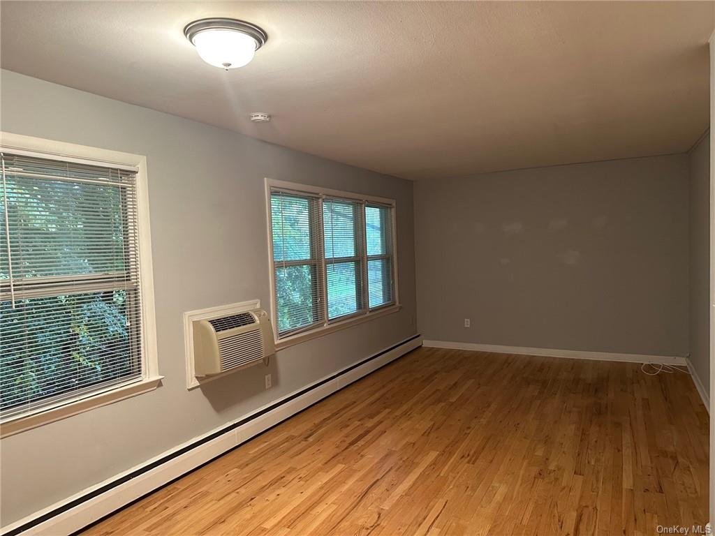 Apartment Old Post  Westchester, NY 10520, MLS-H6274871-4