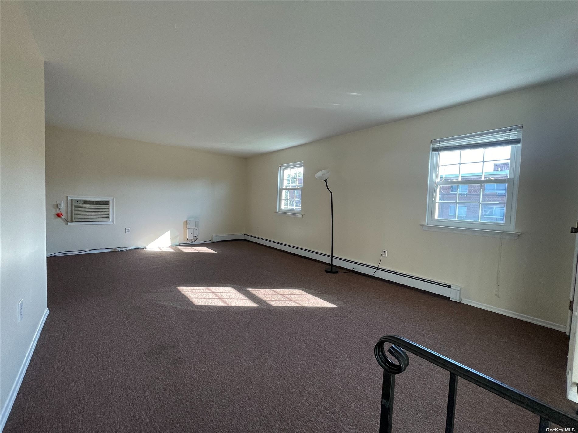 Apartment Centre  Nassau, NY 11570, MLS-3508888-4