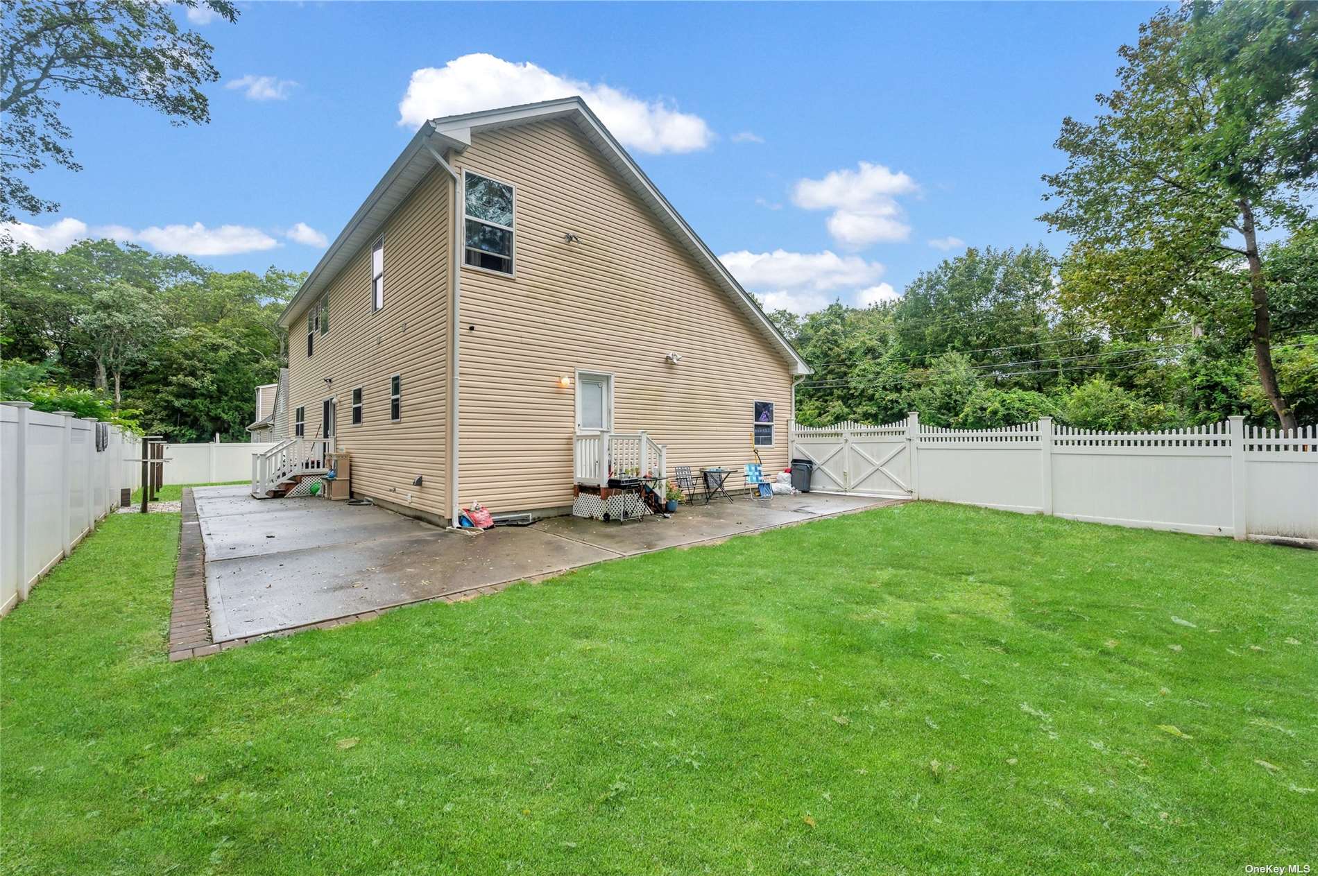 Single Family Peconic  Suffolk, NY 11763, MLS-3505890-4