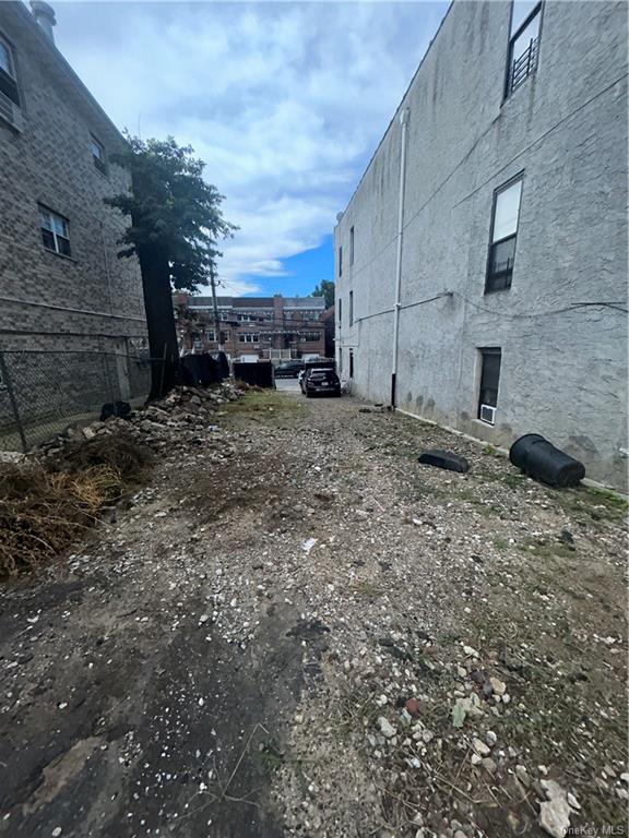 Commercial Lease 223rd  Bronx, NY 10466, MLS-H6268988-4