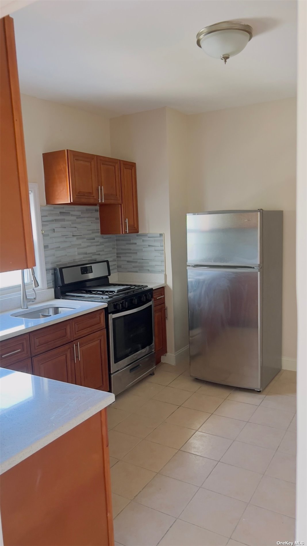 Apartment Whitelaw Street  Queens, NY 11417, MLS-3517996-4