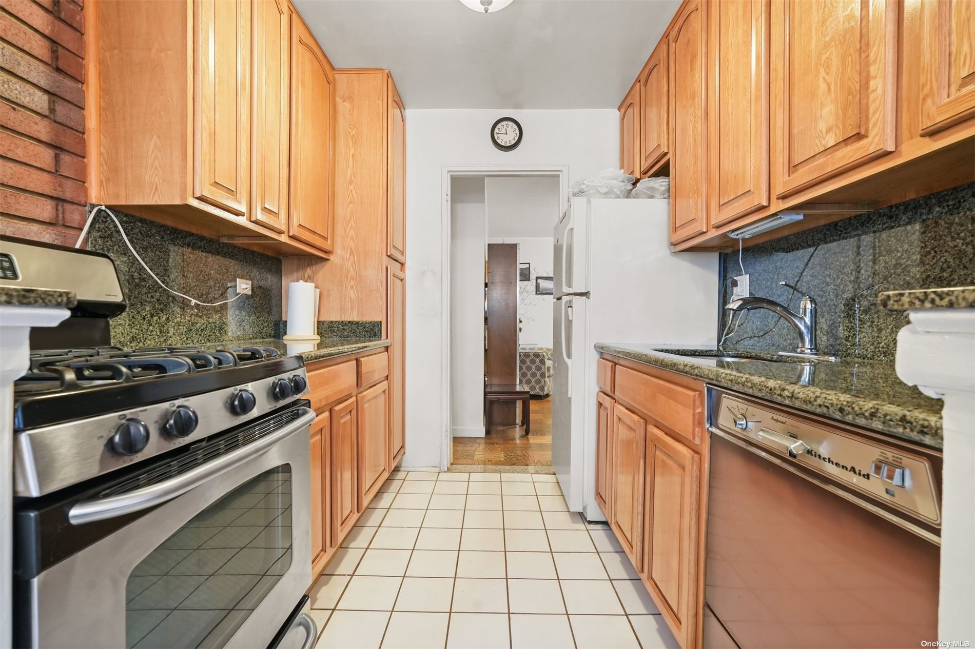 Coop 59th Ave  Queens, NY 11368, MLS-3516028-5