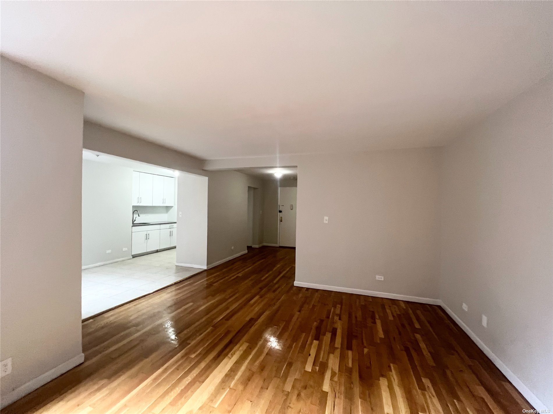 Coop Roosevelt Ave  Queens, NY 11354, MLS-3514120-5