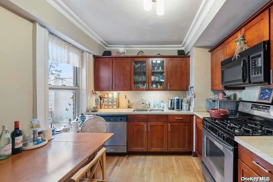 Coop Queens  Queens, NY 11375, MLS-3276224-5