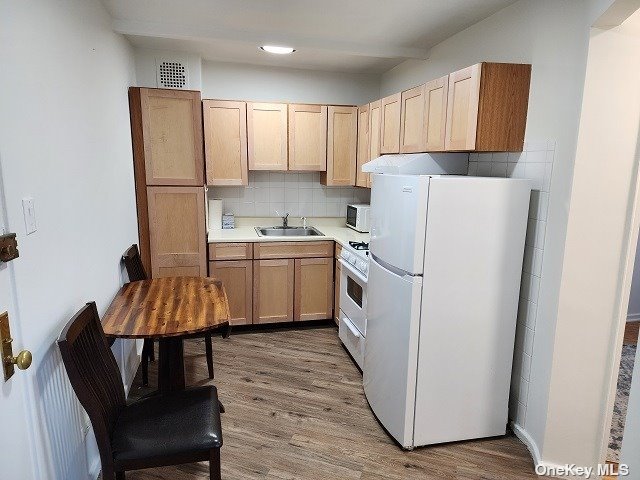 Apartment Yellowstone  Queens, NY 11374, MLS-3520346-5
