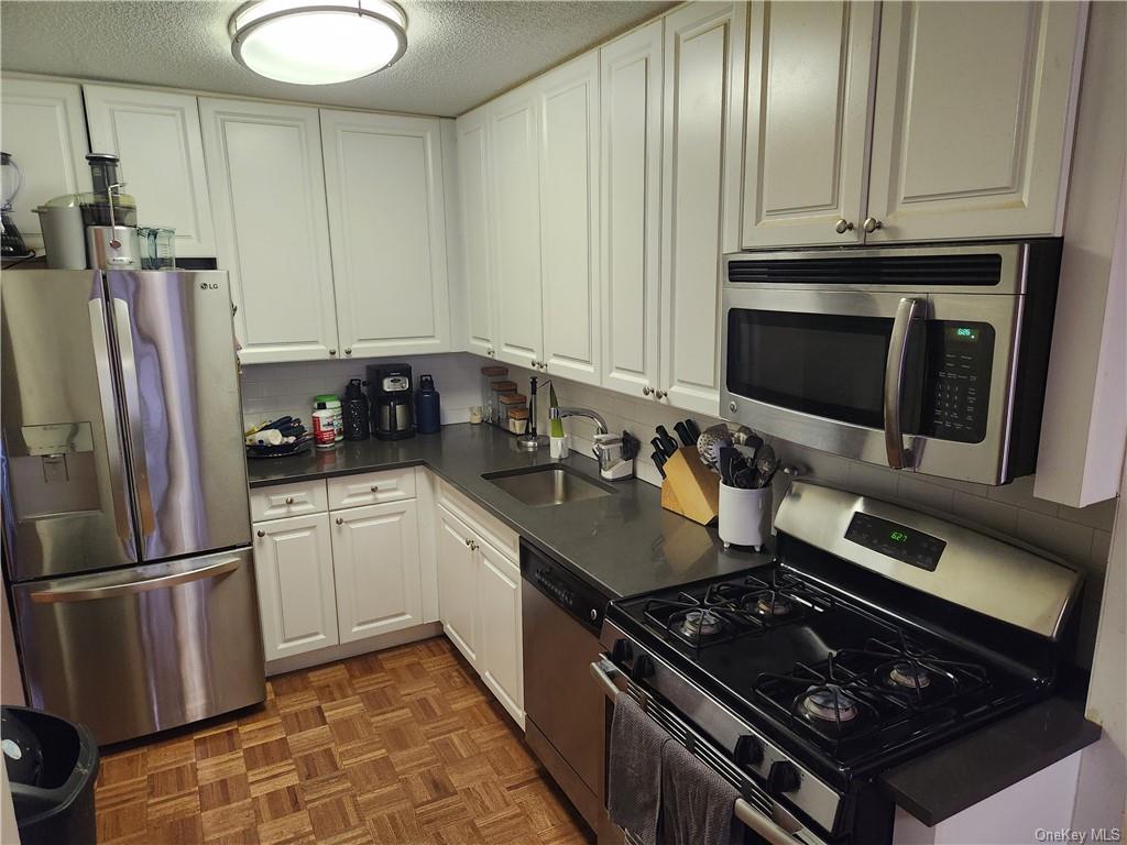 Coop Olinville  Bronx, NY 10467, MLS-H6267386-5