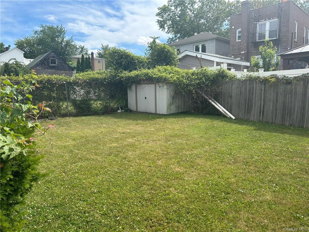Single Family 10th  Westchester, NY 10550, MLS-H6258515-5