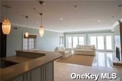 House Oceanfront  Nassau, NY 11561, MLS-3462555-5