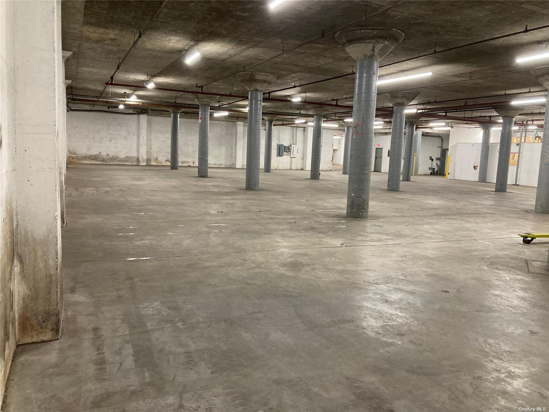 Commercial Lease 52nd  Queens, NY 11377, MLS-3513668-5