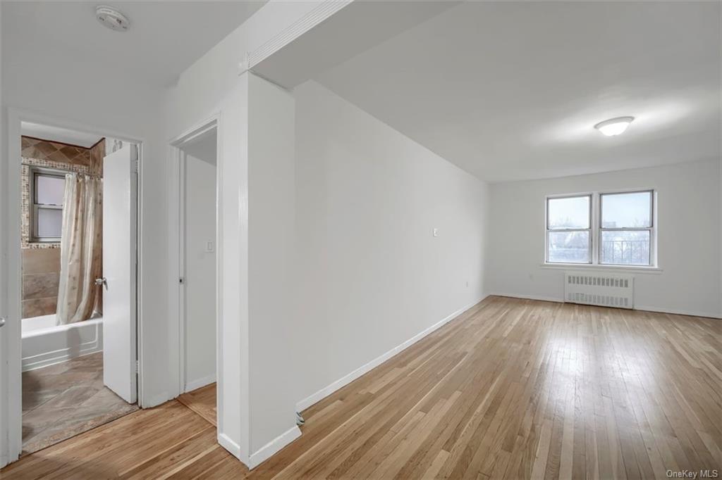 Coop Bronx River  Westchester, NY 10704, MLS-H6267707-5