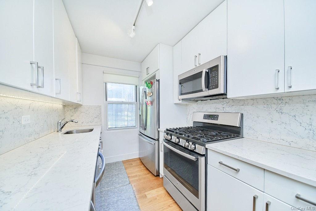 Condo E 34th  Manhattan, NY 10016, MLS-H6245850-5