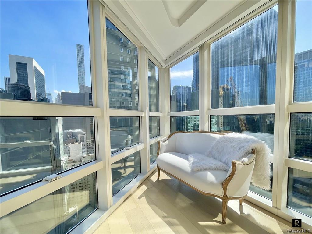 Condo W 57th  Manhattan, NY 10019, MLS-H6260910-5