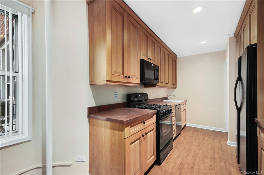 Apartment Cambridge  Bronx, NY 10463, MLS-H6235914-5