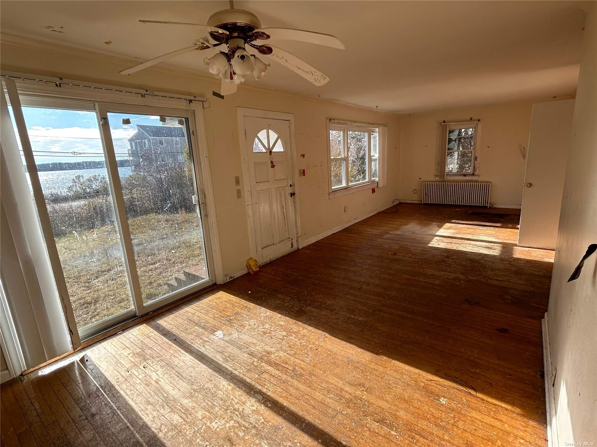 Single Family Montauk  Suffolk, NY 11946, MLS-3520098-6