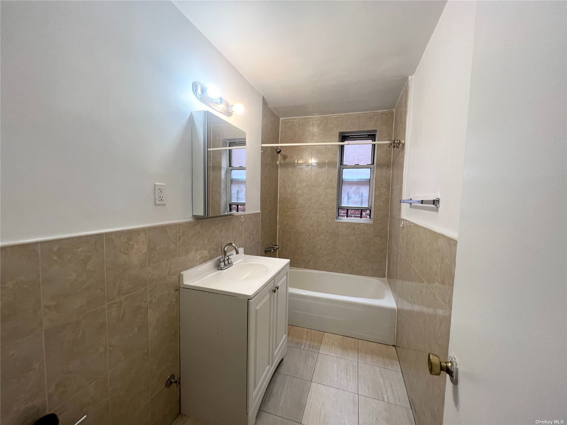 Coop Roosevelt Ave  Queens, NY 11354, MLS-3514120-6