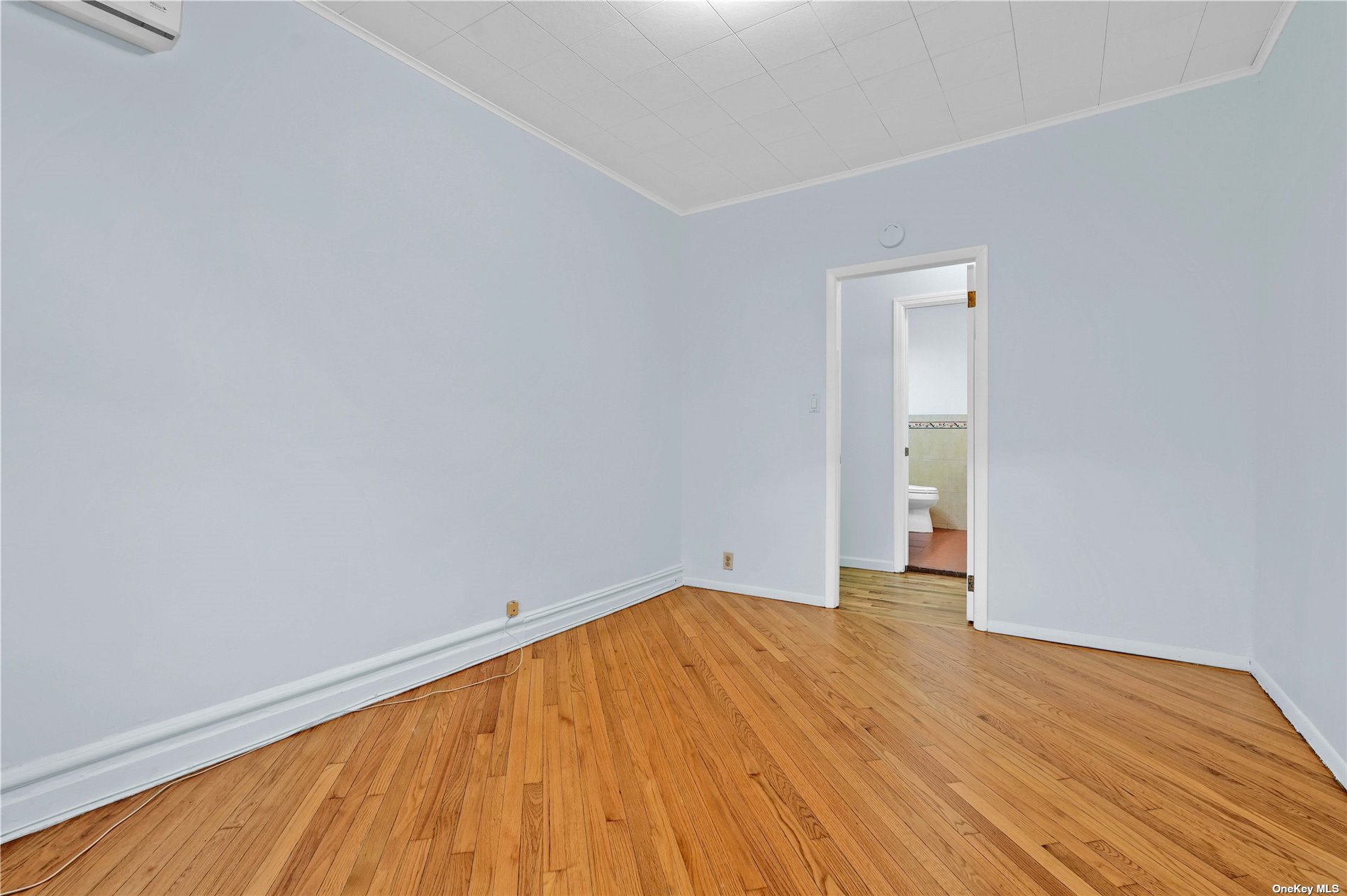 Apartment Metropolitan Ave  Queens, NY 11375, MLS-3510188-6