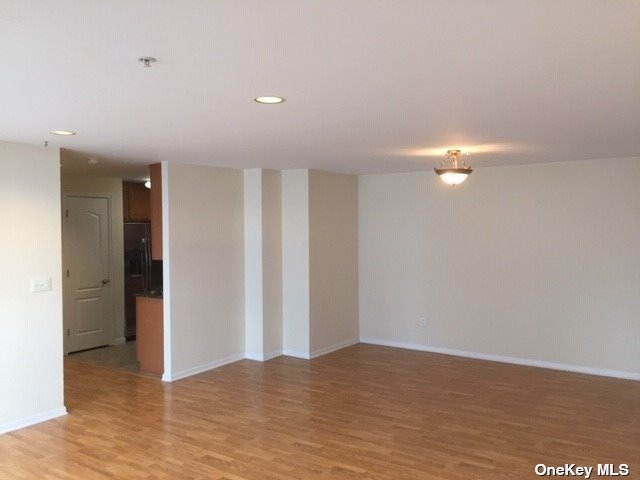 Apartment Broadway  Nassau, NY 11561, MLS-3507219-6