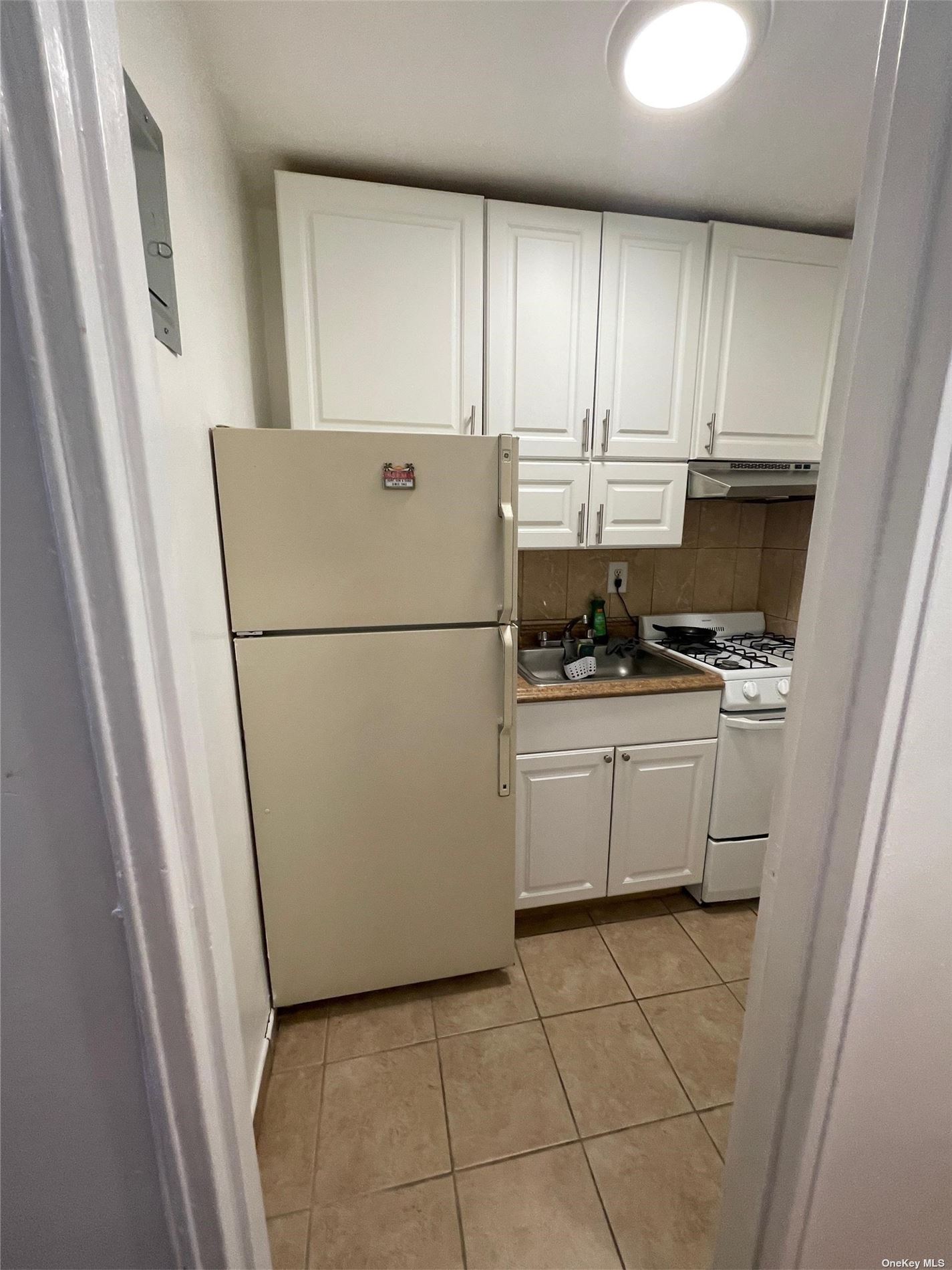 Coop 35th Ave  Queens, NY 11372, MLS-3483238-6