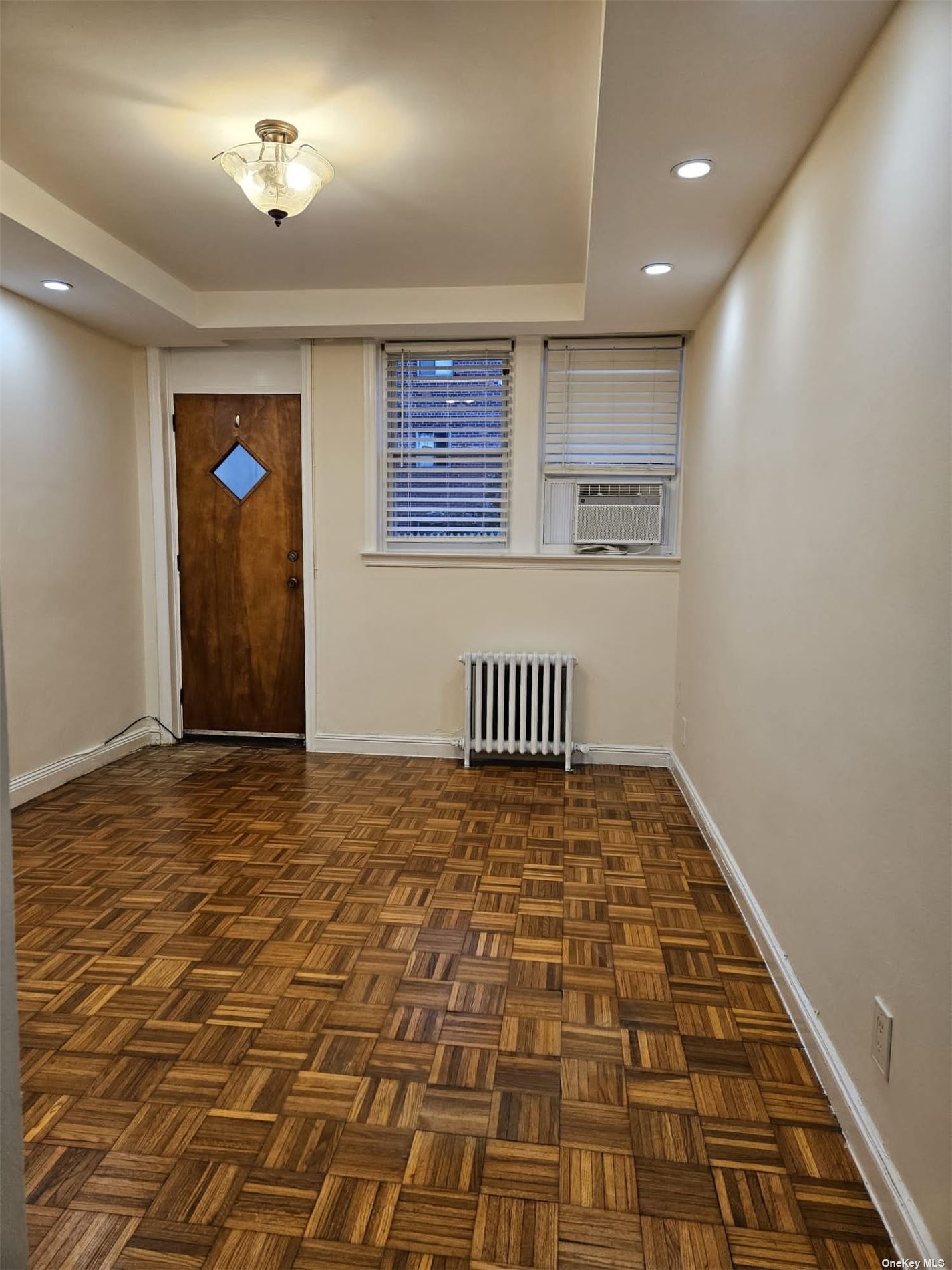 Apartment 42nd  Queens, NY 11105, MLS-3516266-6