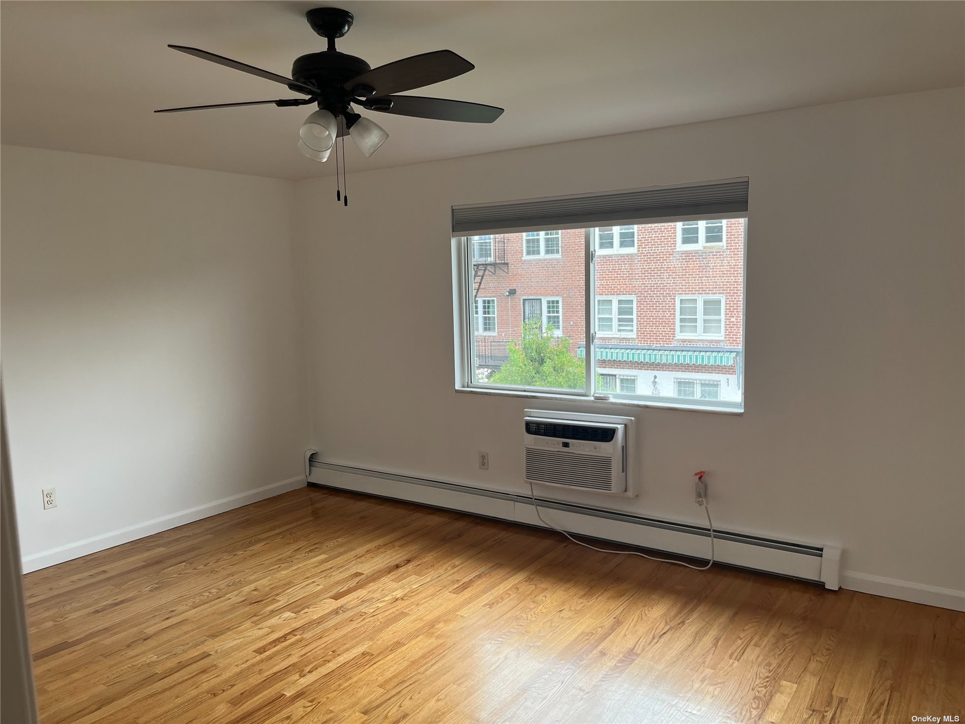 Apartment 49th  Queens, NY 11105, MLS-3494312-6