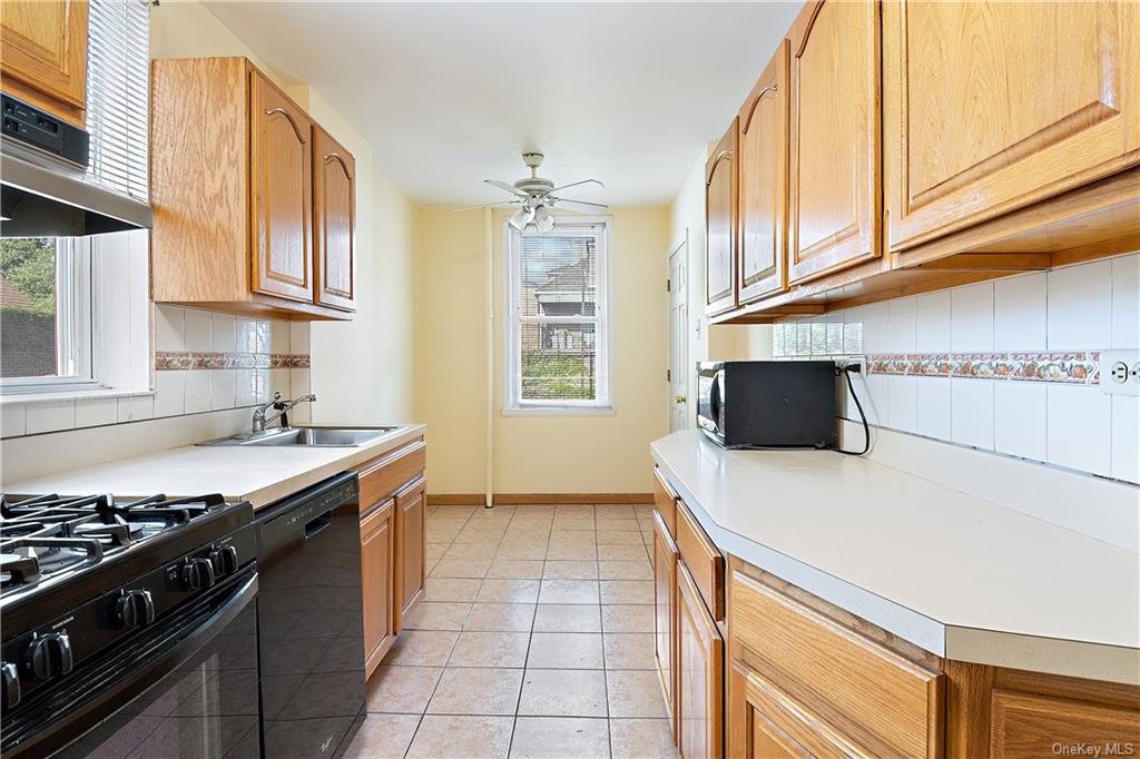 Two Family Revere  Bronx, NY 10465, MLS-H6244338-6