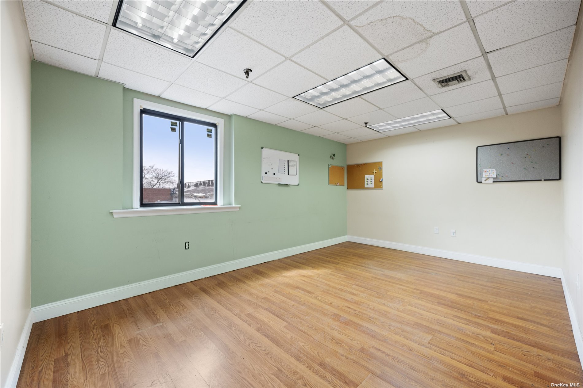 Commercial Lease 127th  Queens, NY 11356, MLS-3387388-6