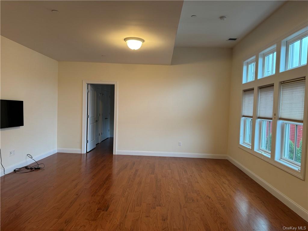 Apartment Main  Westchester, NY 10504, MLS-H6274506-6