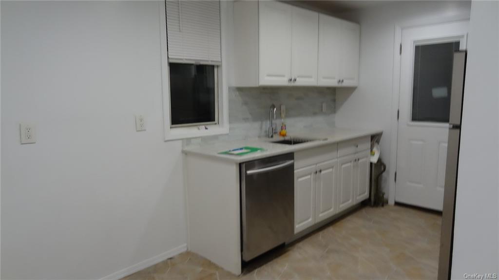 Apartment 235th  Bronx, NY 10470, MLS-H6280651-6