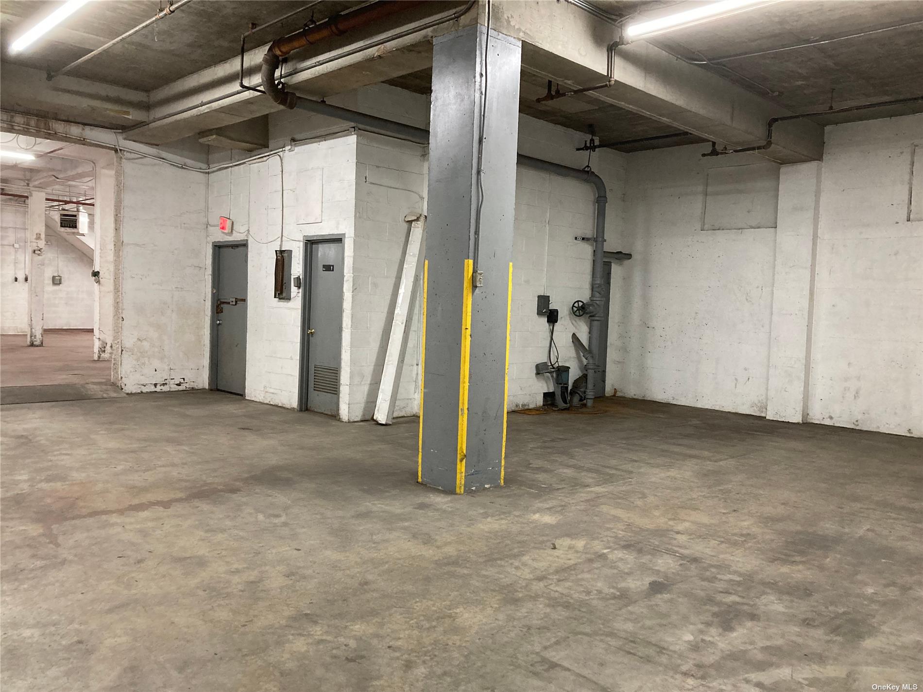 Commercial Lease 52nd  Queens, NY 11377, MLS-3513668-6