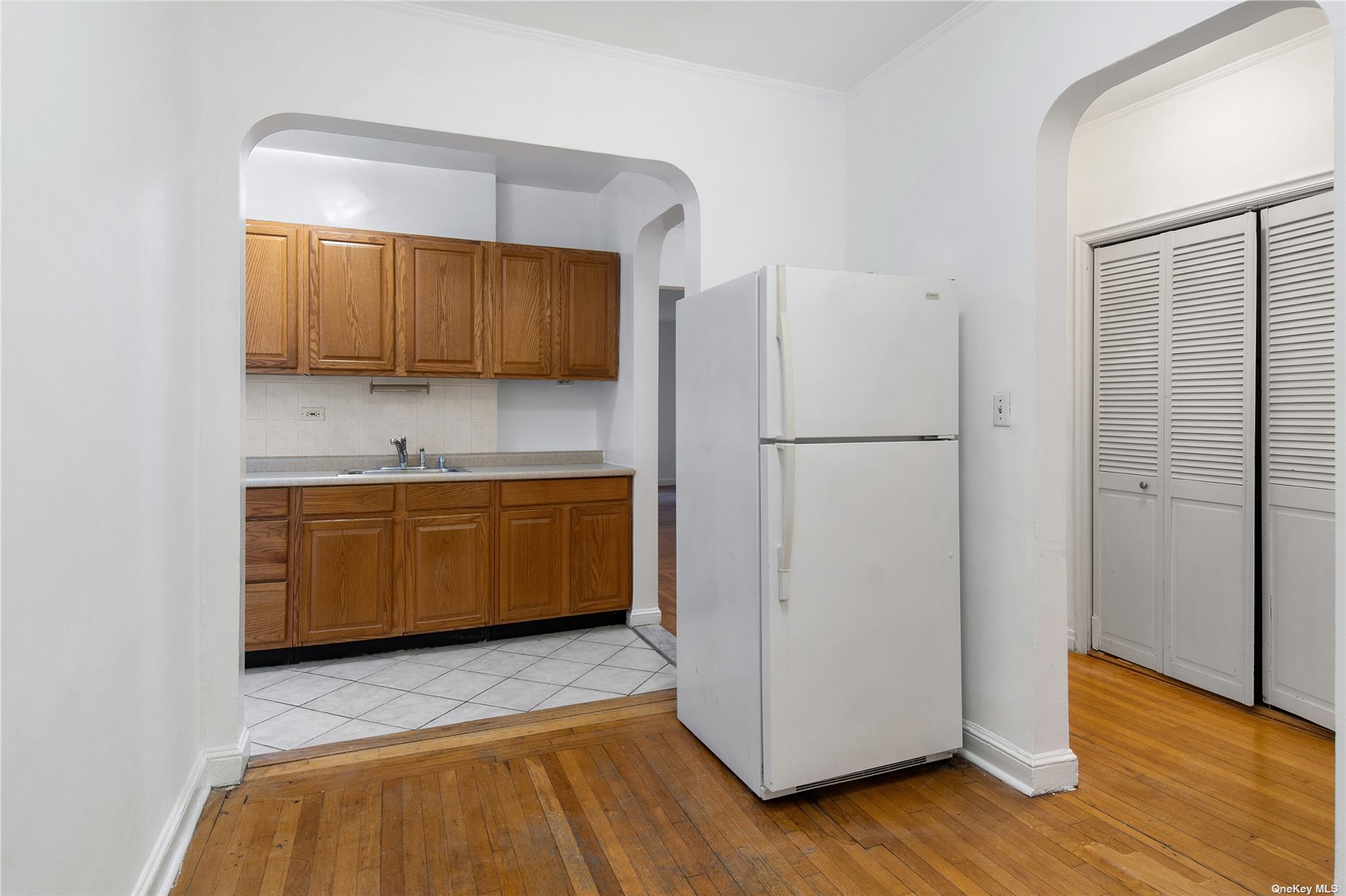 Coop Riverdale Ave 1f  Bronx, NY 10463, MLS-3506809-6