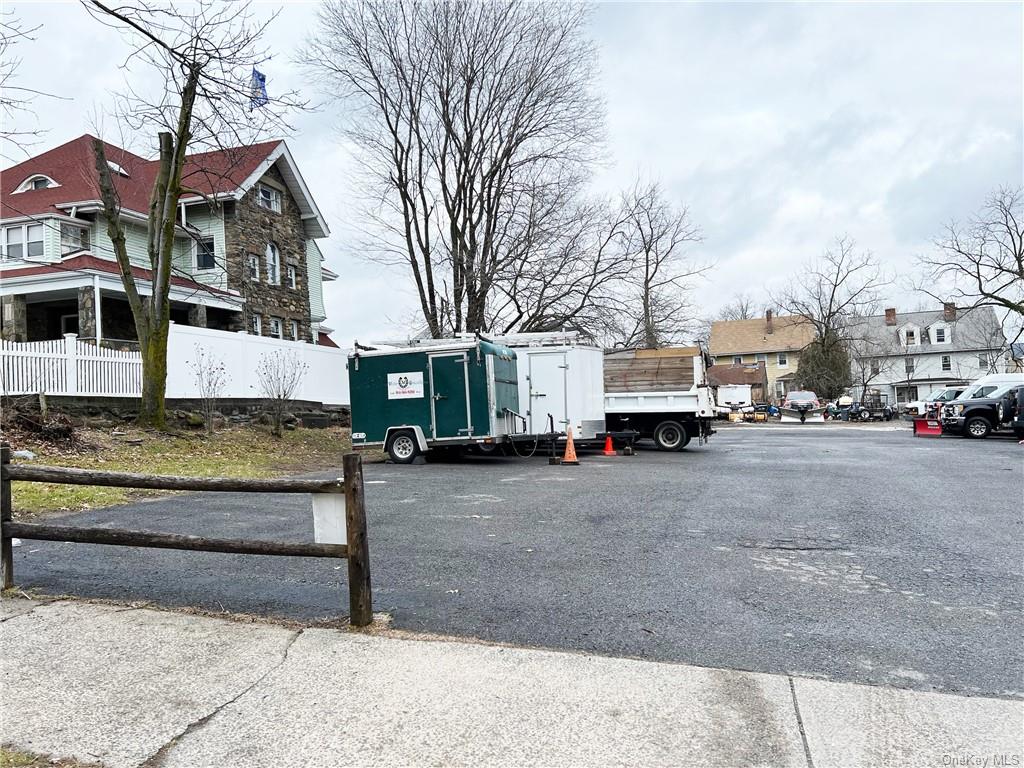 Commercial Sale Westchester  Westchester, NY 10573, MLS-H6228849-6