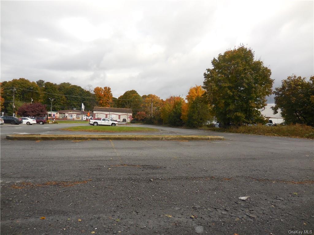 Commercial Lease Main  Ulster, NY 12561, MLS-H4847901-6