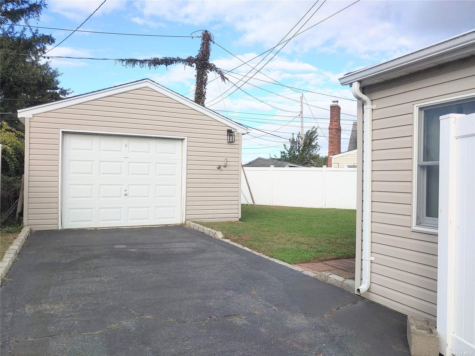 Single Family Dorset  Nassau, NY 11756, MLS-3510931-6