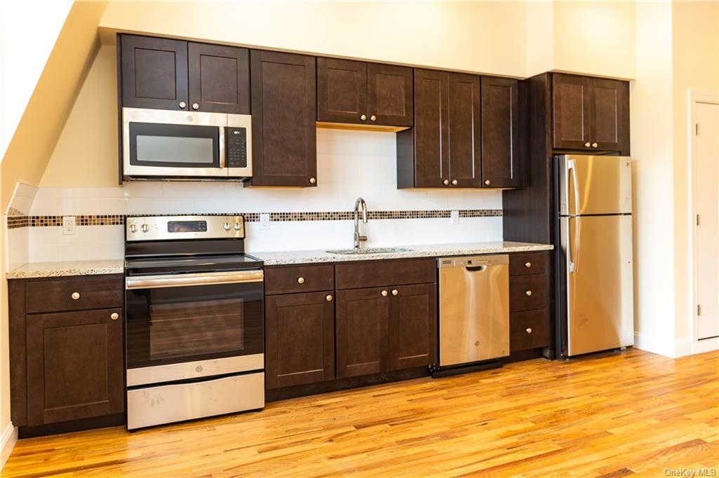 Apartment Main  Dutchess, NY 12564, MLS-H6277400-7