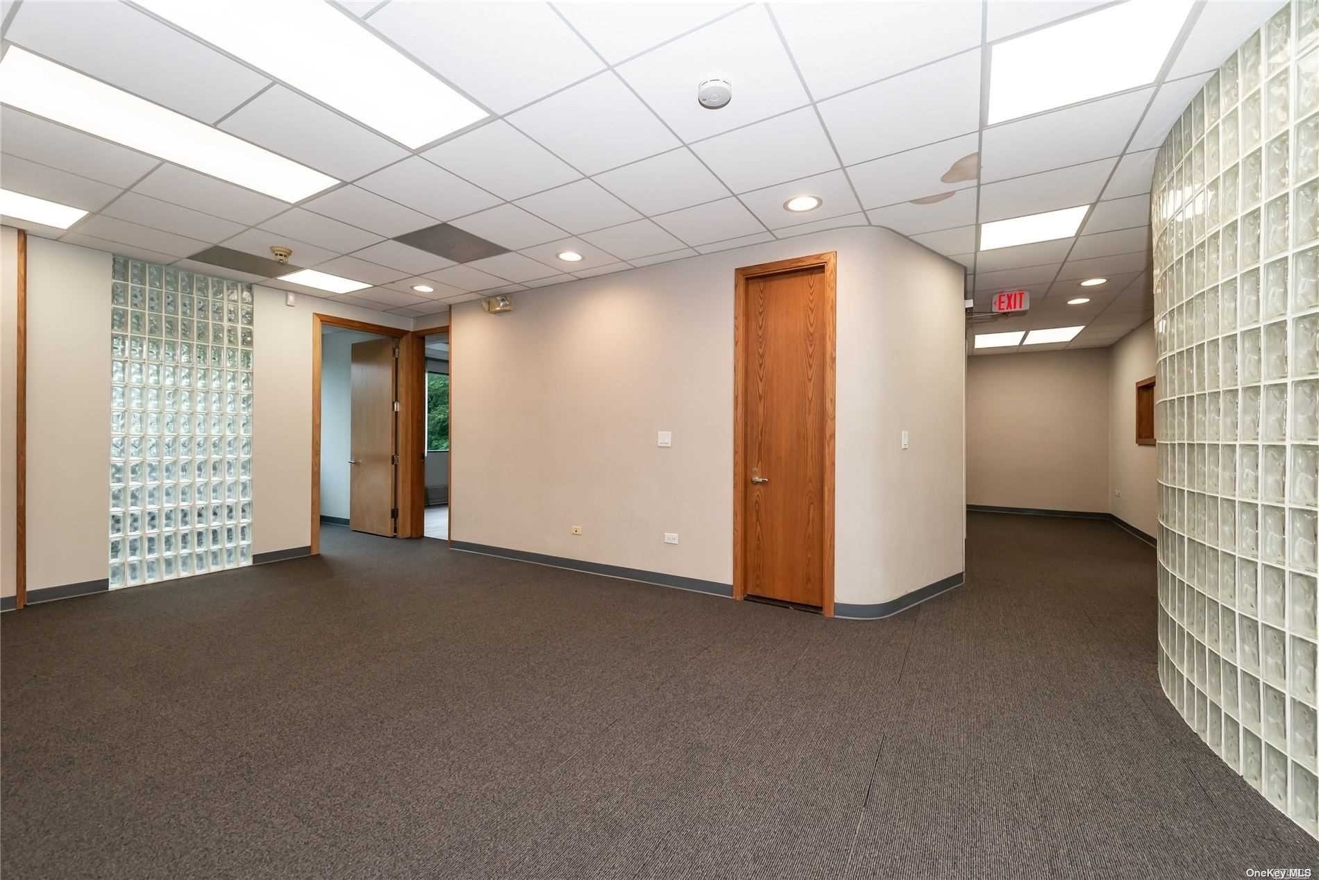 Commercial Lease Woodbury  Nassau, NY 11797, MLS-3490516-7