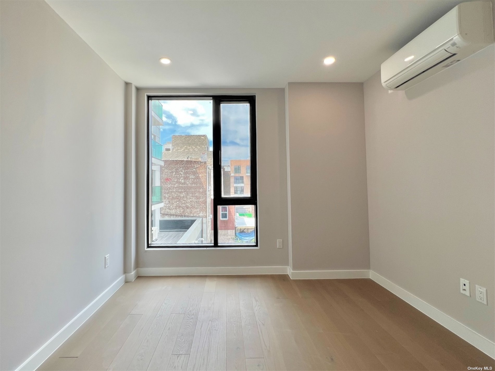 Condo 105th St  Queens, NY 11369, MLS-3466574-7