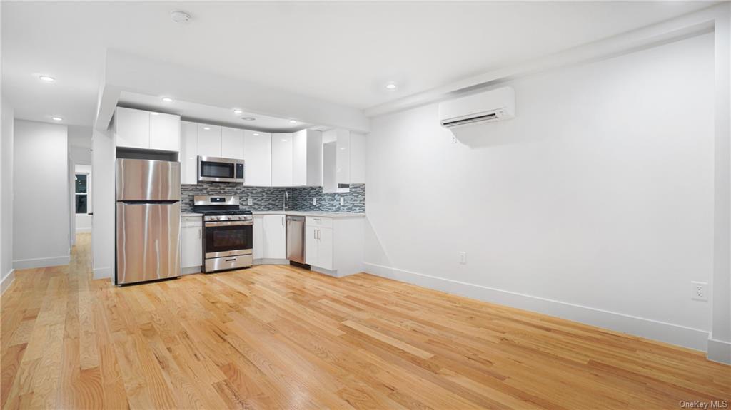 Single Family Sheridan  Brooklyn, NY 11208, MLS-H6255577-7