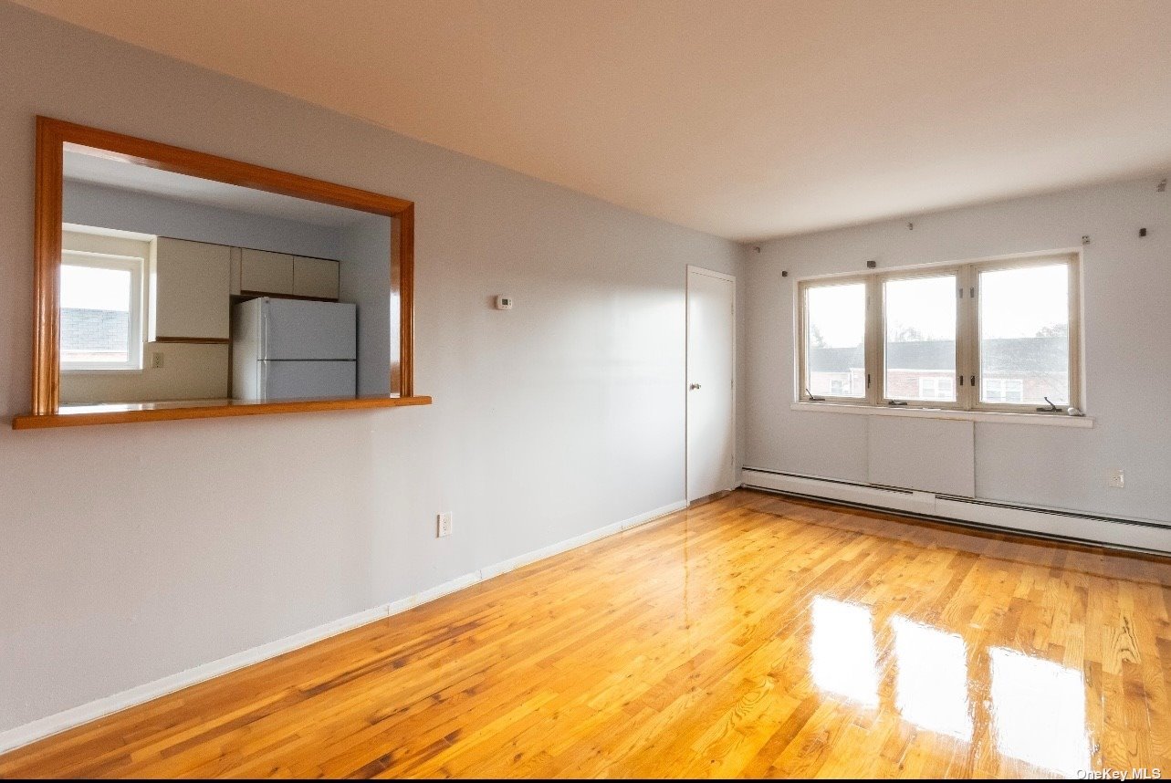 Apartment 210th  Queens, NY 11361, MLS-3520749-7