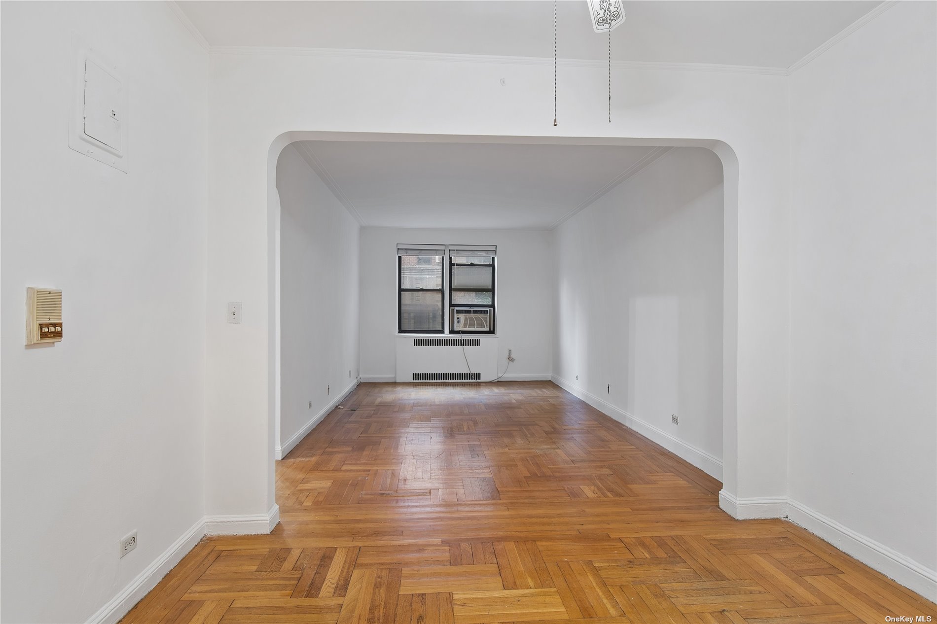 Coop Riverdale Ave 1f  Bronx, NY 10463, MLS-3506809-7