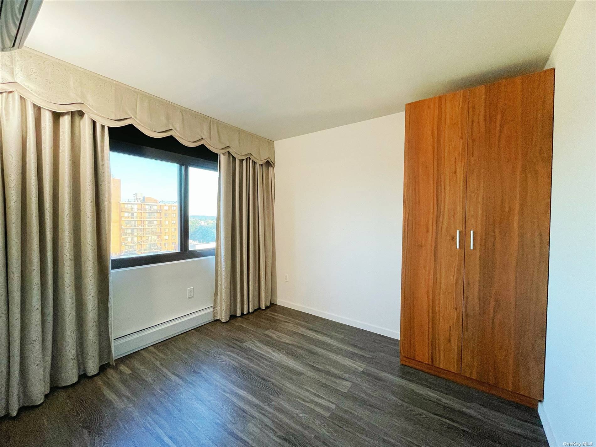 Apartment 146  Queens, NY 11354, MLS-3509051-8